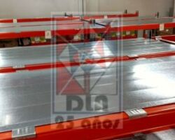 RACK SELECTIVO CON ENTRPAÑO EN LÁMINA GALVANIZADA